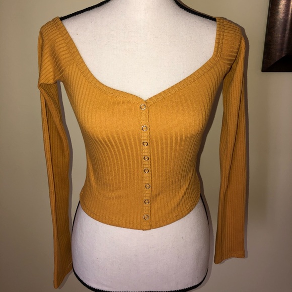 *SOLD* FOREVER 21 Crop Long Sleeve Yellow/Mustard Shirt Top🧡 - Picture 2 of 7